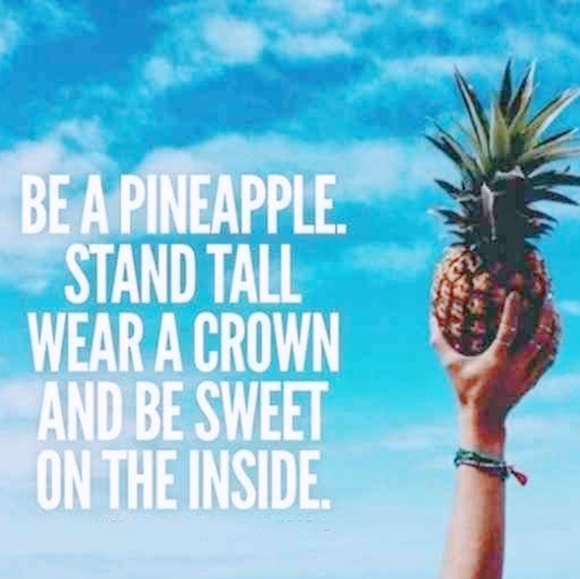 Clothes, lots of them. - Picture 2 of 5